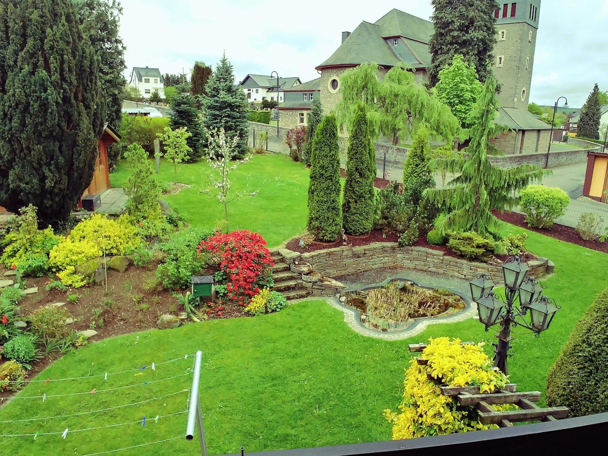 Haus Claudia Otel Müllenbach Dış mekan fotoğraf